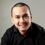 Lloyd Bazar